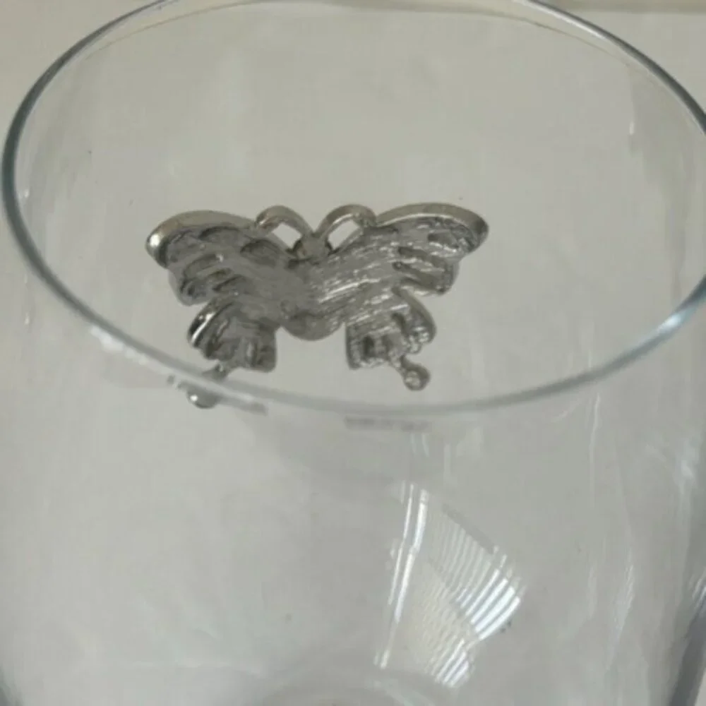 RACHEL ZOE 2 pc Jewel stemless wine glasses W gem and rhinestone butterfly